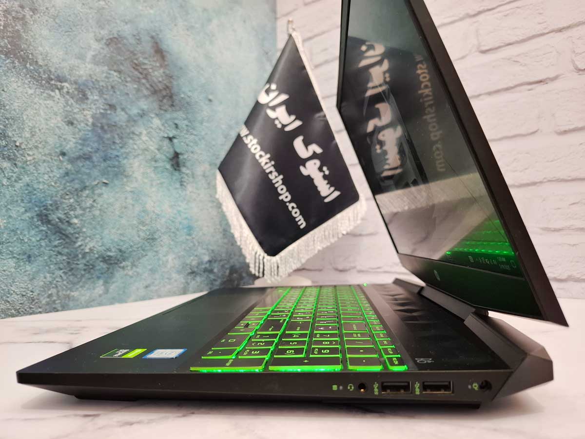 پورت های سمت راست Hp Pavilion 15 dk0056wm
