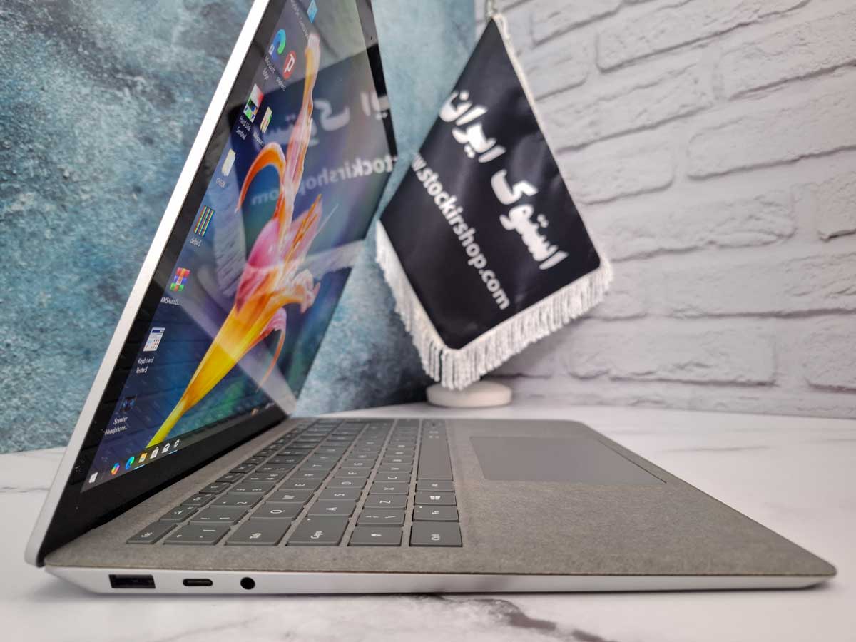 پورت های سمت چپ سرفیس Laptop 4 13.5 inch