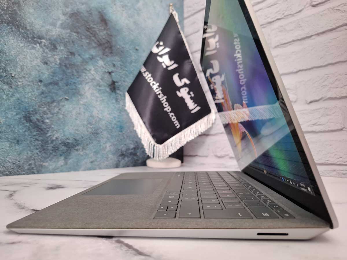 پورت سمت راست Surface Laptop 4 13.5 inch